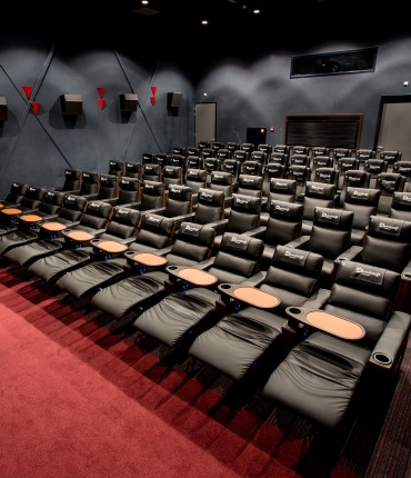 CineAsia盛会直击：郦江科创如何以全场景方案破局影院空间升级？