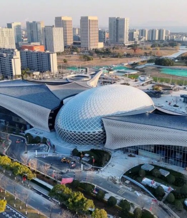 黄金听音位的秘密：郦江科创定制座椅助阵无锡交响音乐厅首演！